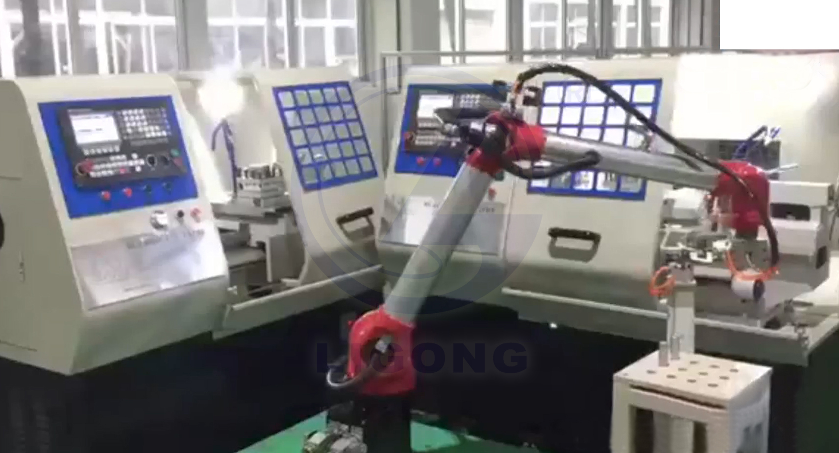 工業機器人機床上下料